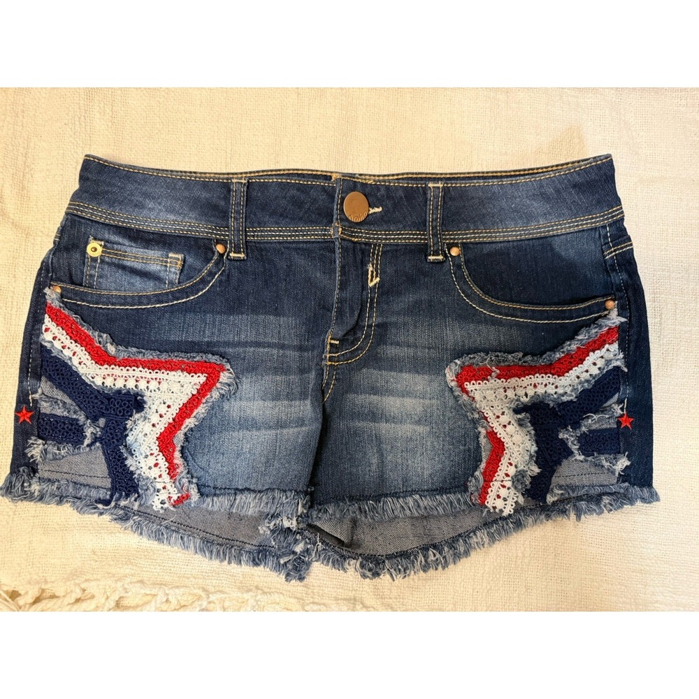 No Boundaries Size 8 Jean Frayed Red White Blue Star Crochet Shorts 31
